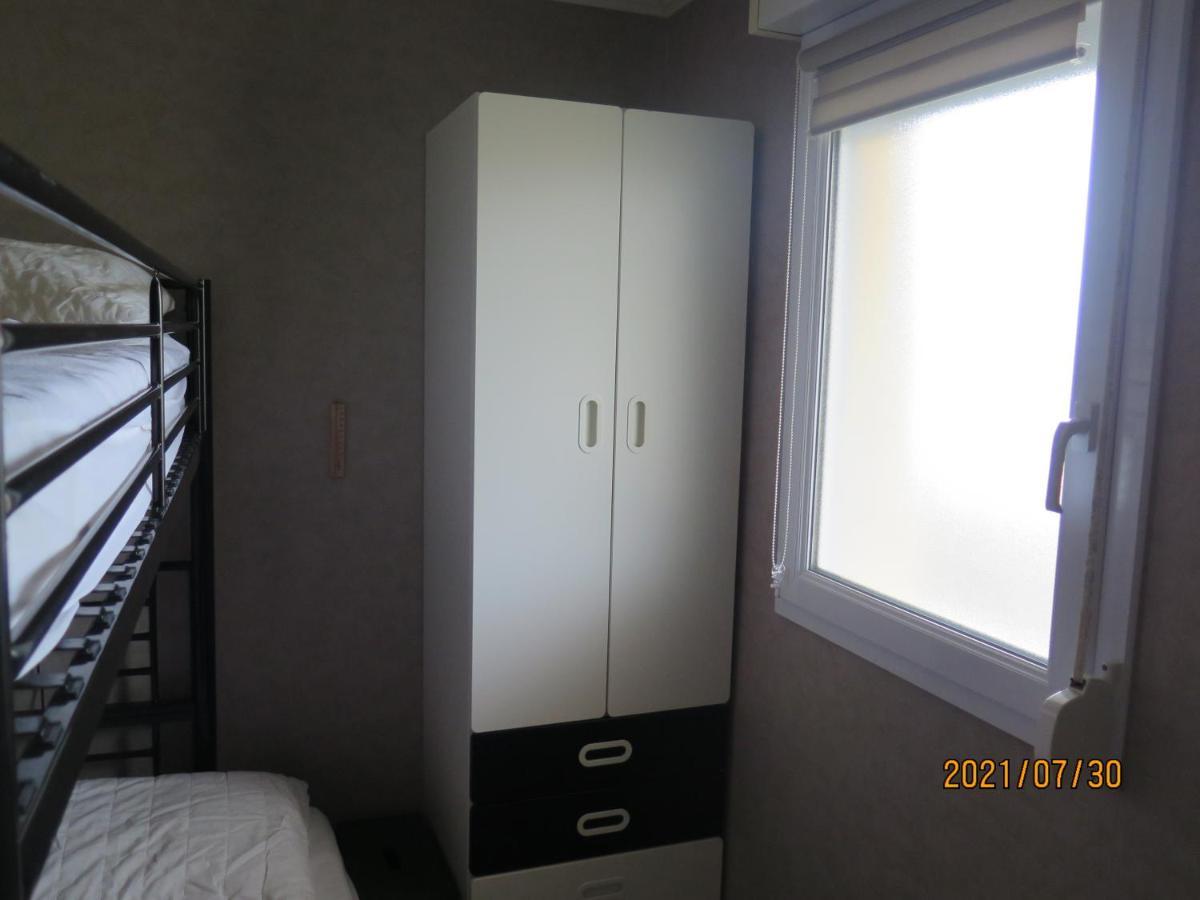 T3 Avec Balcon Plein Sud En Bord De Mer - 50 Ml .2 Chambres Tout Confort, Equipe De Chauffage Electrique Pour Periode Hivernale, Camiers Ngoại thất bức ảnh