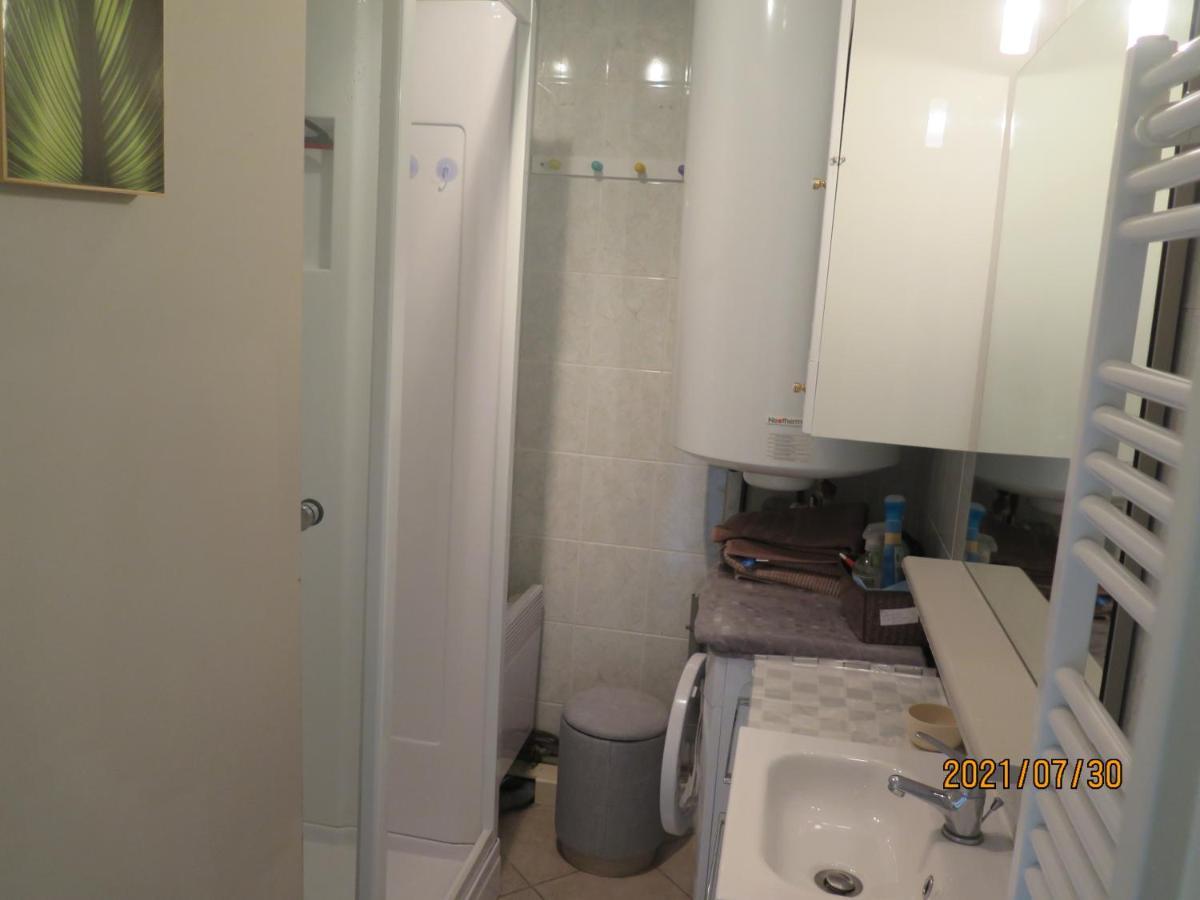 T3 Avec Balcon Plein Sud En Bord De Mer - 50 Ml .2 Chambres Tout Confort, Equipe De Chauffage Electrique Pour Periode Hivernale, Camiers Ngoại thất bức ảnh